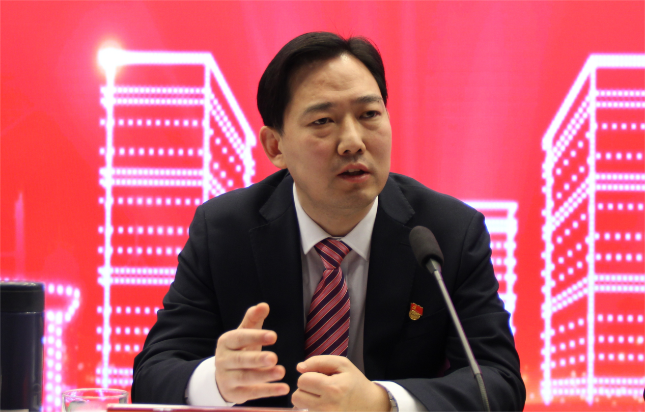 奮楫爭(zhēng)先 勇毅前行 華信建投集團(tuán)召開(kāi)2022年度總結(jié)表彰大會(huì)